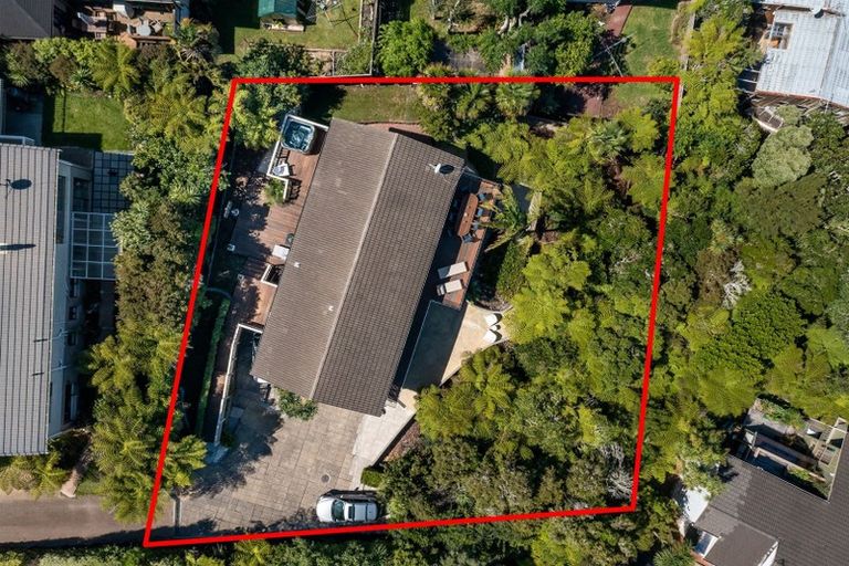 Photo of property in 39 Aberdeen Road, Castor Bay, Auckland, 0620