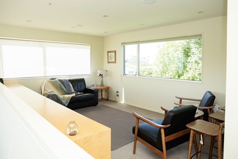 Photo of property in 141 Awamoa Road, Holmes Hill, Oamaru, 9401