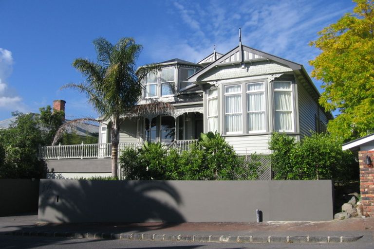 Property details for 14 Ring Terrace, Saint Marys Bay, Auckland, 1011