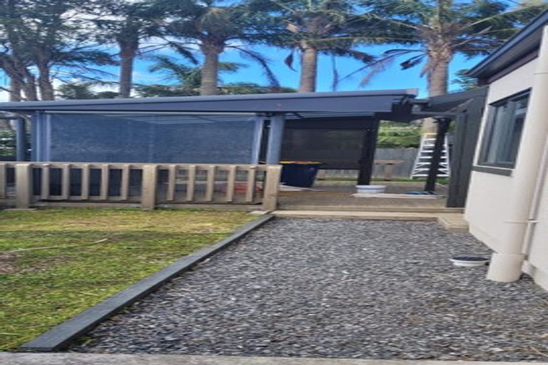 Photo of property in 5/26 Pannill Place, Oteha, Auckland, 0632