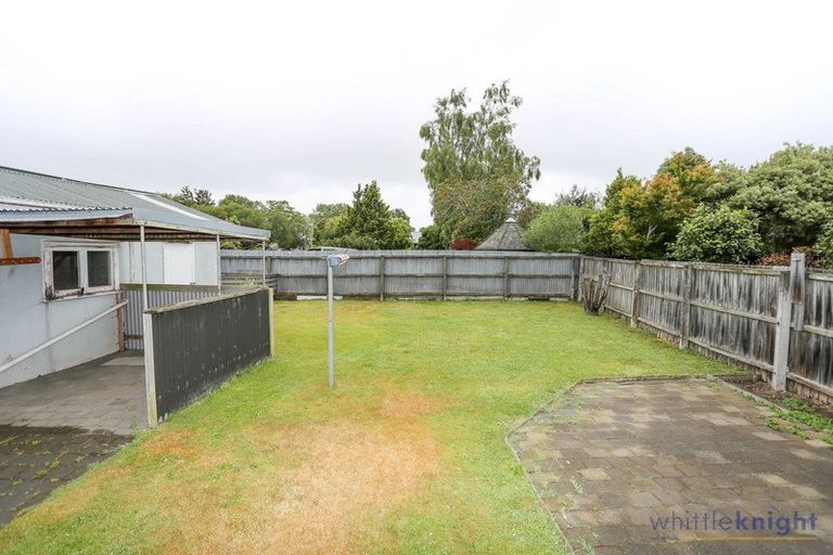 Photo of property in 120 Grimseys Road, Redwood, Christchurch, 8051