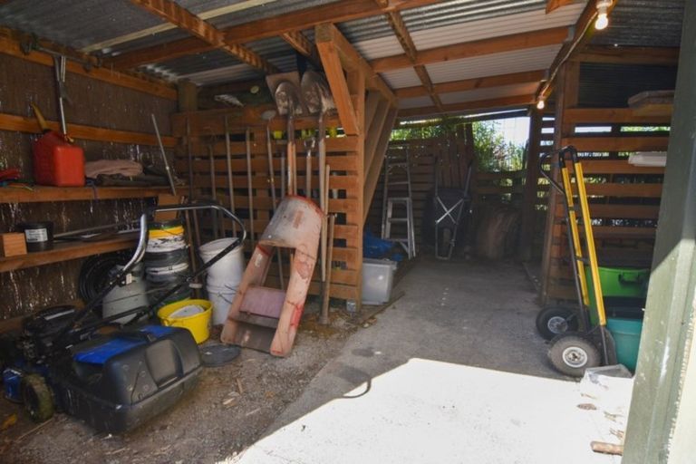 Photo of property in 65 Victoria Street, Carterton, 5713