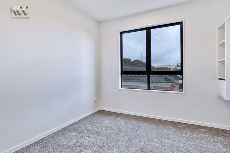 Photo of property in 5/14 Kerswill Place, Pakuranga, Auckland, 2010