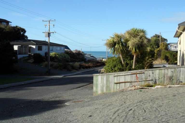 Photo of property in 1 Tarata Street, Kaka Point, Balclutha, 9271