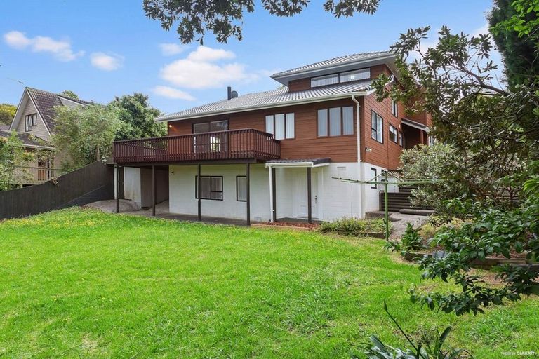 Photo of property in 54 Edgeworth Road, Glenfield, Auckland, 0629