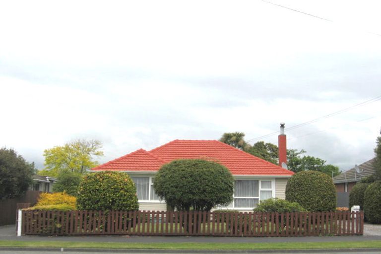Photo of property in 103 Isleworth Road, Bishopdale, Christchurch, 8053