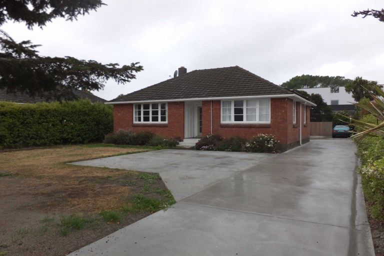 Photo of property in 14 Ballantyne Avenue, Upper Riccarton, Christchurch, 8041