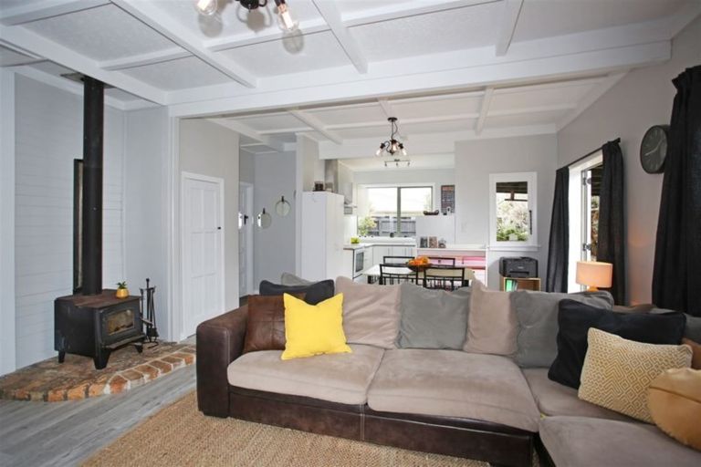 Photo of property in 1 Childs Avenue, Pukekohe, 2120