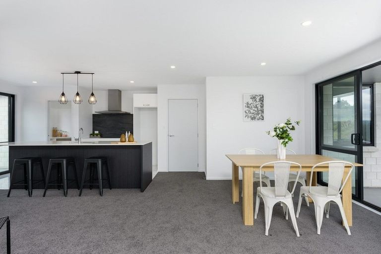 Photo of property in 4 Hera Lane, Pyes Pa, Tauranga, 3112