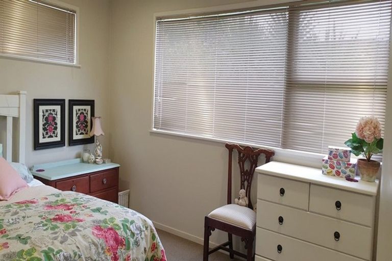 Photo of property in 20 Freya Place, Torbay, Auckland, 0630