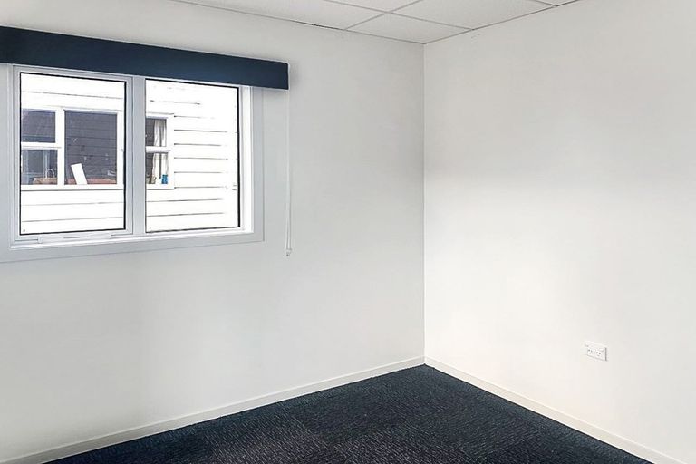 Photo of property in 215 Ferguson Street, Palmerston North, 4410