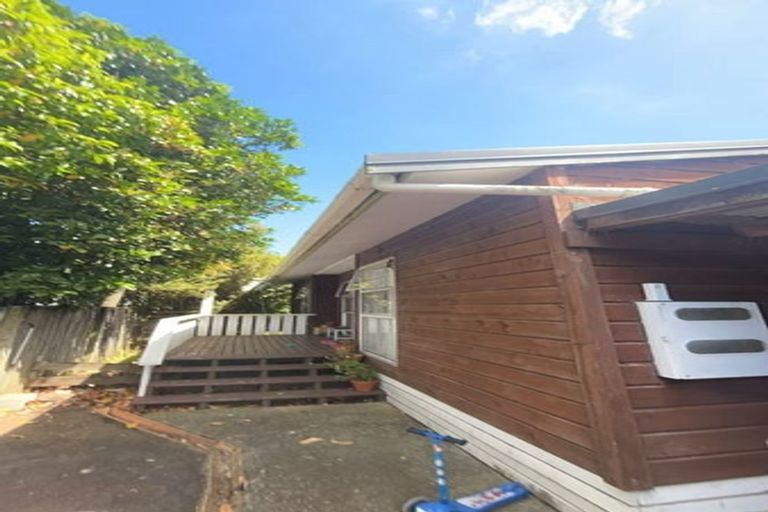 Photo of property in 1/69 Rimu Street, New Lynn, Auckland, 0600