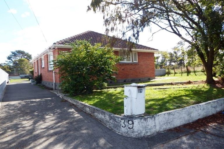 Photo of property in 39 Ahuru Street, Marton, 4710