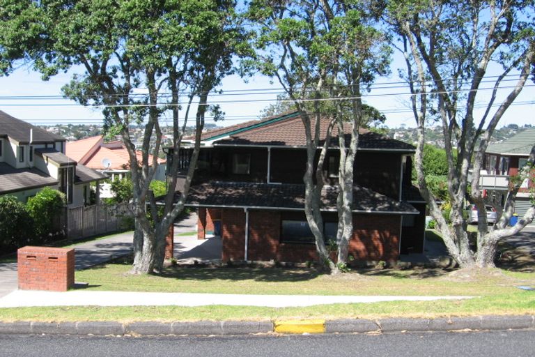 Photo of property in 2/7 Orchard Road, Browns Bay, Auckland, 0630