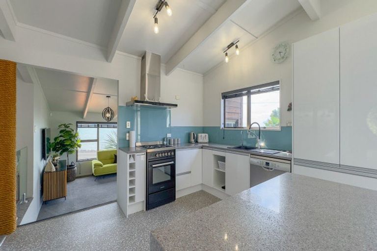 Photo of property in 1 Springfield Avenue, Ngarimu Bay, Thames, 3575