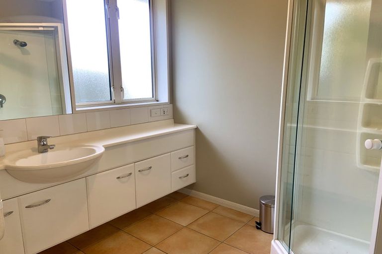 Photo of property in 469a Ilam Road, Bryndwr, Christchurch, 8052