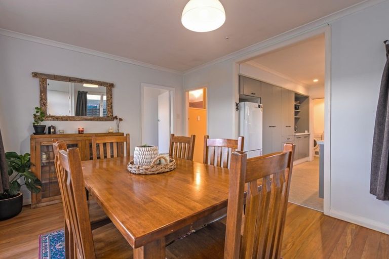 Photo of property in 87 Atawhai Road, Fitzherbert, Palmerston North, 4410