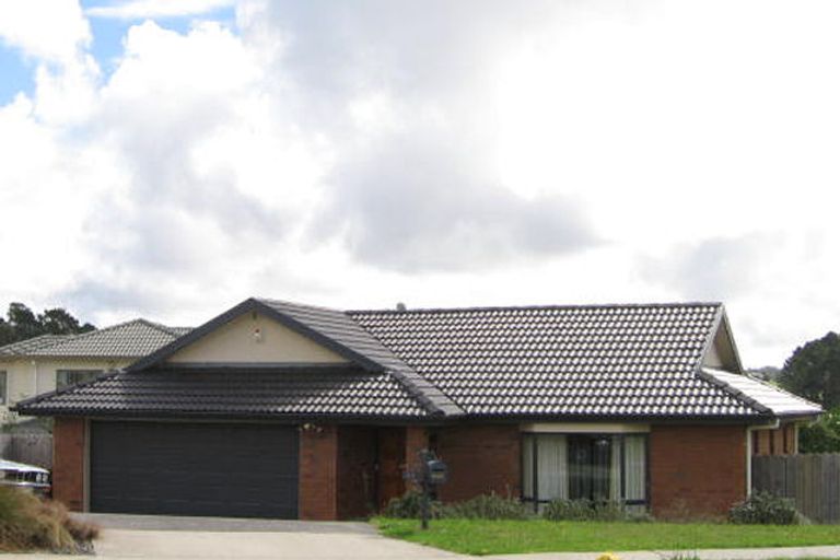 Photo of property in 44 Summerland Drive, Henderson, Auckland, 0612