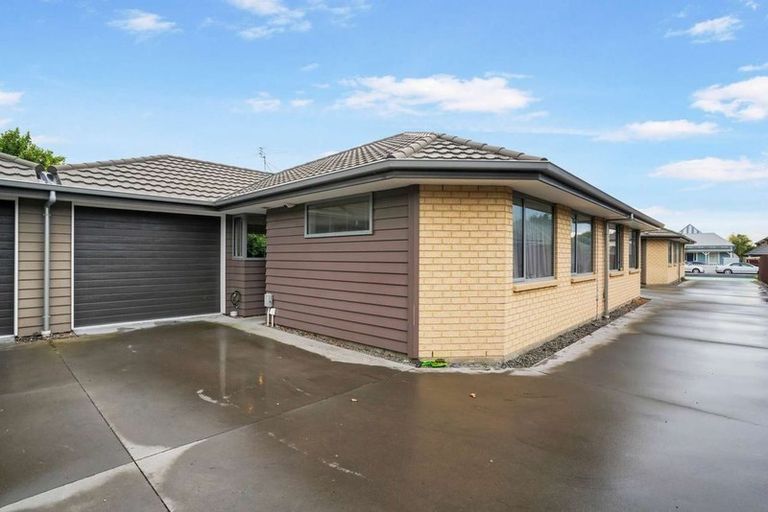 Photo of property in 4/13 Elizabeth Street, Riccarton, Christchurch, 8011
