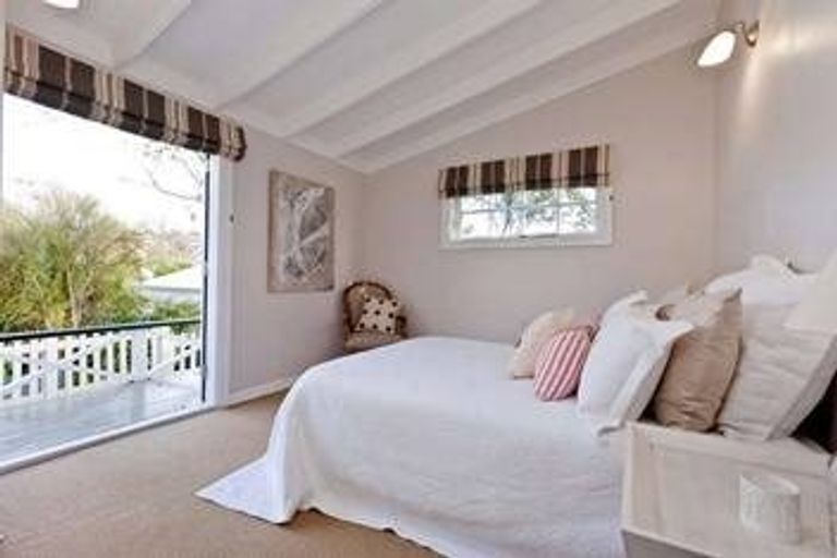 Photo of property in 41 Ewen Alison Avenue, Devonport, Auckland, 0624