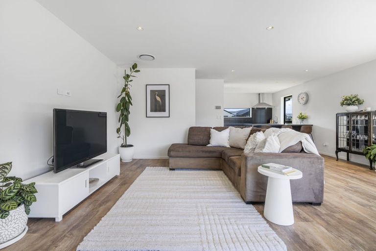 Photo of property in 27 Lusk Street, Rangiora, 7400