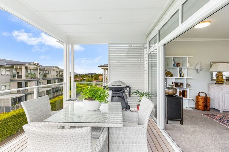 Photo of property in 52 Landmark Terrace, Orewa, 0931