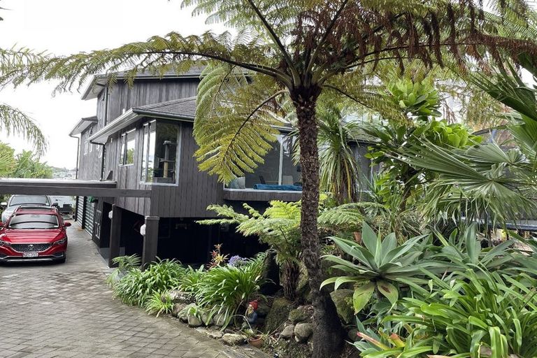 Photo of property in 2 Gilberd Place, Torbay, Auckland, 0630