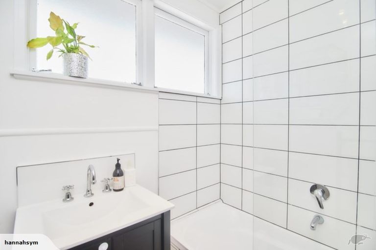 Photo of property in 46 Taurus Crescent, Beach Haven, Auckland, 0626