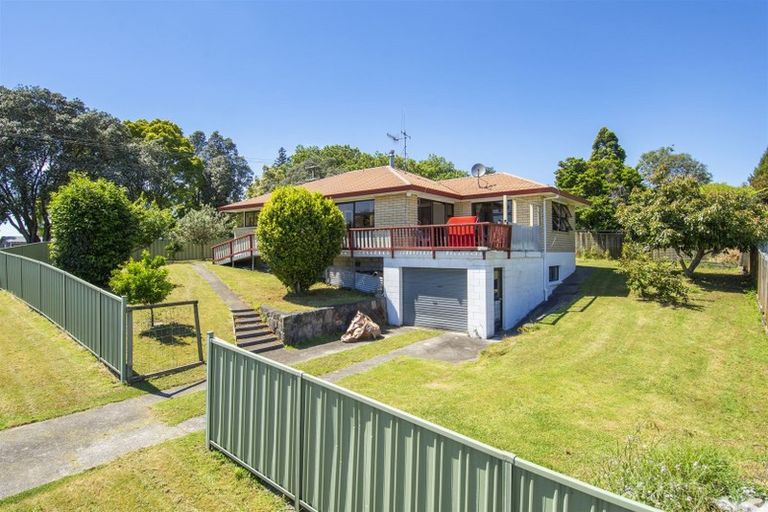 Photo of property in 35 Cameron Road, Te Puke, 3119