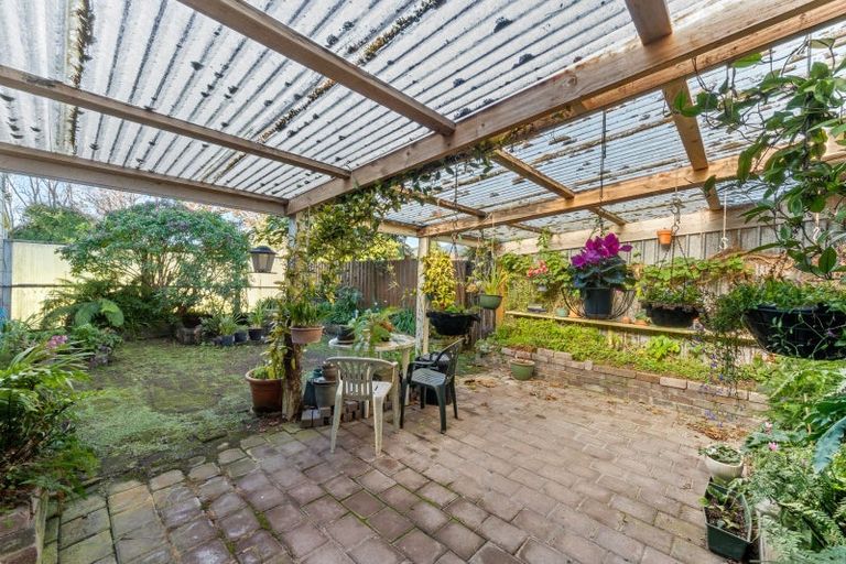 Photo of property in 27 Donnelly Street, Oakura, 4314