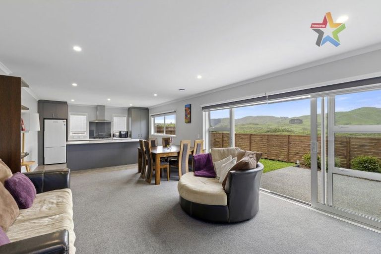 Photo of property in 3 Takapo Grove, Kelson, Lower Hutt, 5010