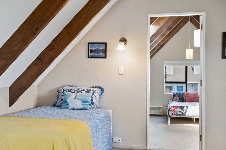 Photo of property in 11 Renata Road, Otaki, 5512