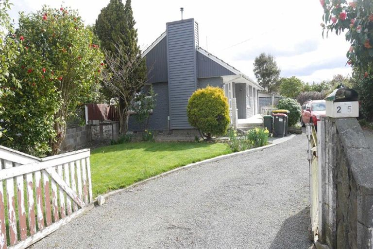 Photo of property in 235 Grimseys Road, Redwood, Christchurch, 8051