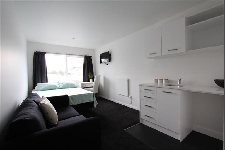 Photo of property in 2/5 Edgecumbe Street, Whitiora, Hamilton, 3200