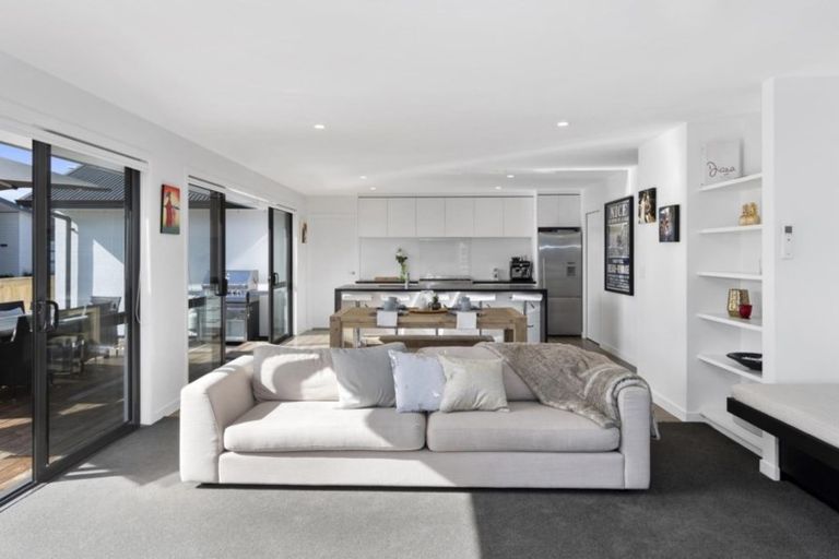 Photo of property in 11 Farrier Street, Papamoa, 3118