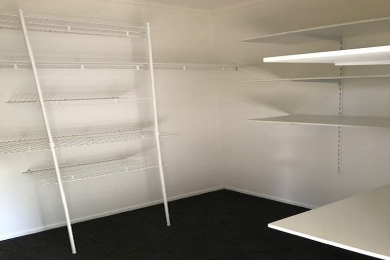 Photo of property in 50 Bleakhouse Road, Howick, Auckland, 2014