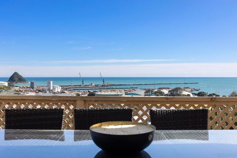 Photo of property in 12c Parris Street, Moturoa, New Plymouth, 4310