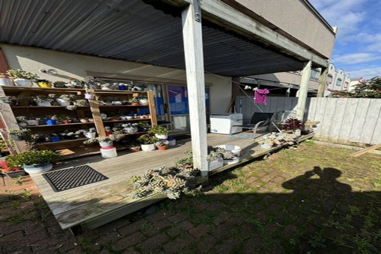 Photo of property in Lakeview Terrace, 19/14 Ambrico Place, New Lynn, Auckland, 0600