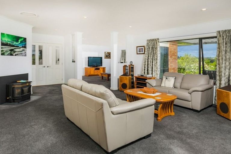 Photo of property in 61c Rautahi Terrace, Redvale, Albany, 0792