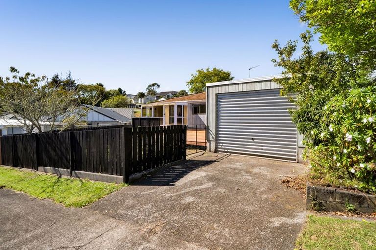 Photo of property in 87 Heta Road, Highlands Park, New Plymouth, 4312