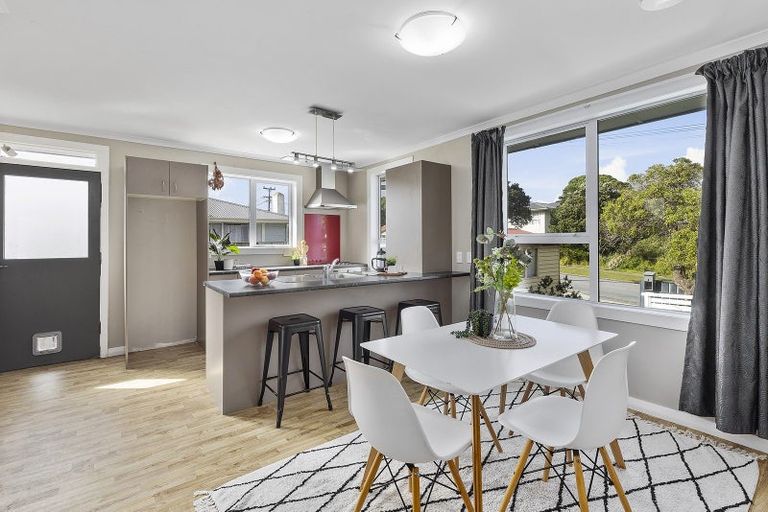 Photo of property in 34 Opapa Street, Titahi Bay, Porirua, 5022