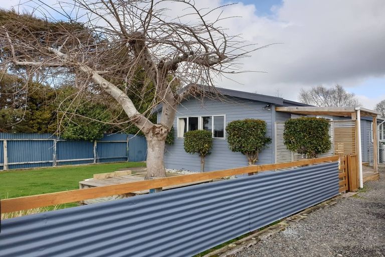 Photo of property in 30 Kilmarnock Street, Wallacetown, 9816