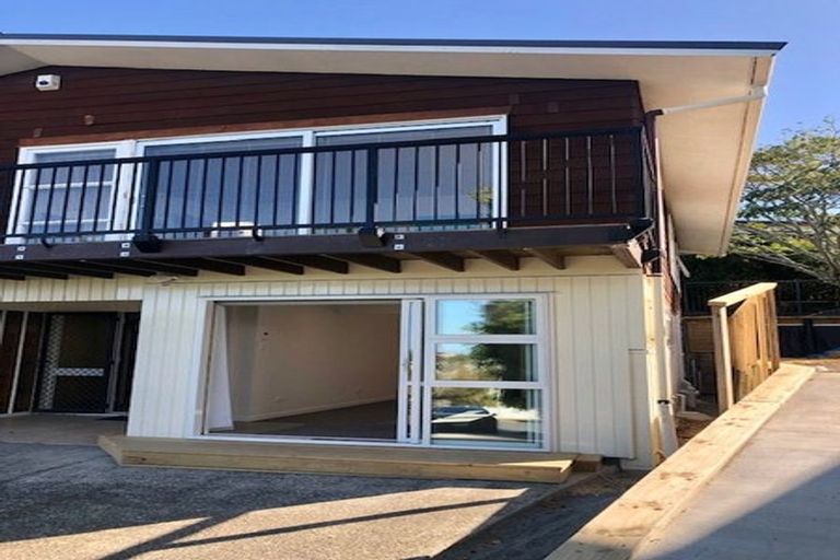 Photo of property in 20 Ensign Place, Hillcrest, Auckland, 0627