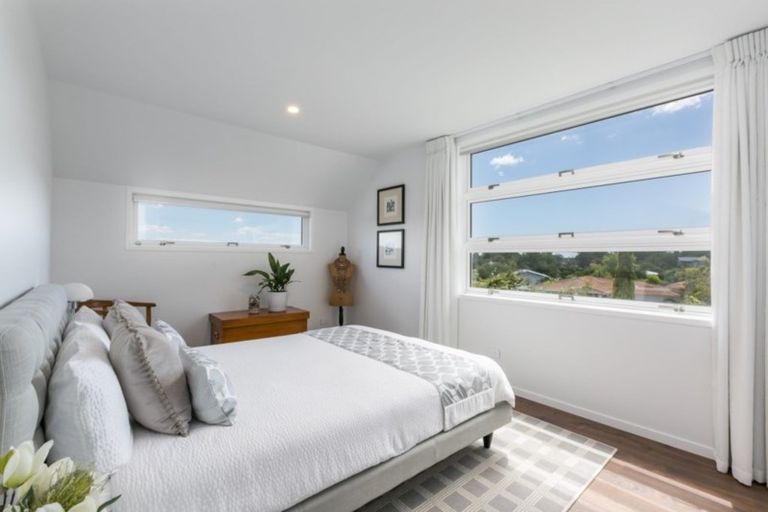 Photo of property in 36a Busby Hill, Havelock North, 4130