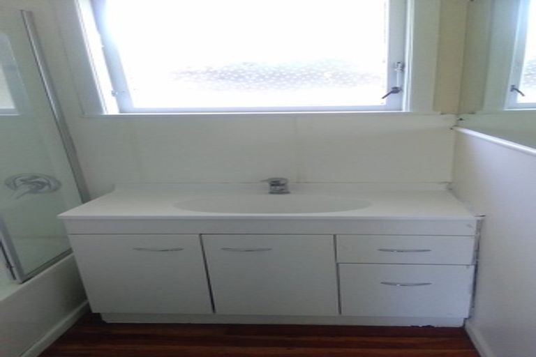 Photo of property in 42 Eastburn Street, Papakura, 2110