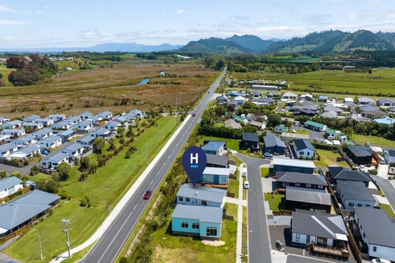 Photo of property in 11 Sandy Place, Waihi Beach, 3611