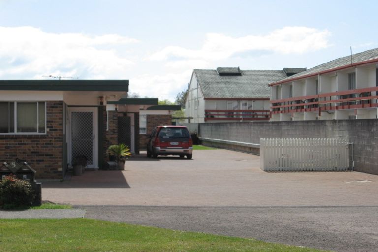 Photo of property in 3/5 Carnot Street, Glenholme, Rotorua, 3010