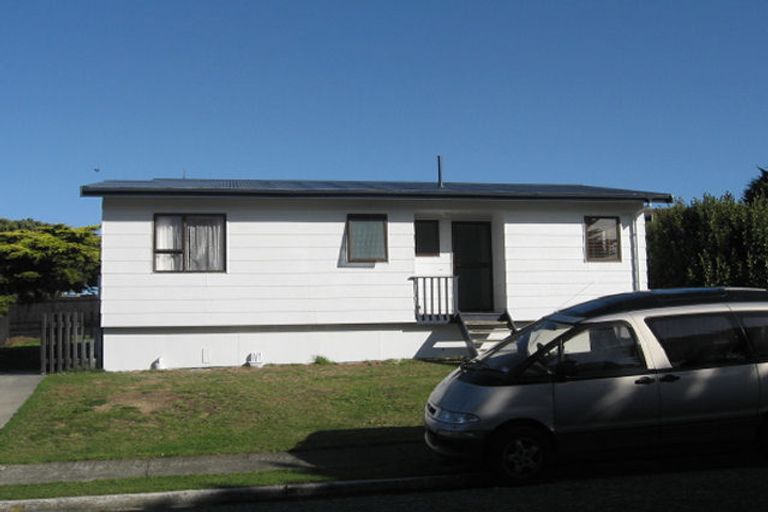 Photo of property in 18 Clipper Street, Titahi Bay, Porirua, 5022