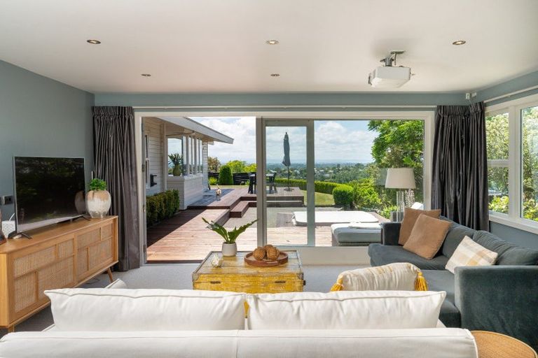 Photo of property in 55 Puflett Road, Havelock North, 4130