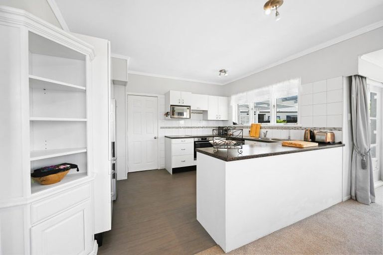 Photo of property in 2 Mountain View Drive, Te Awamutu, 3800